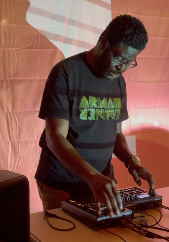 Atograph performing on samplers